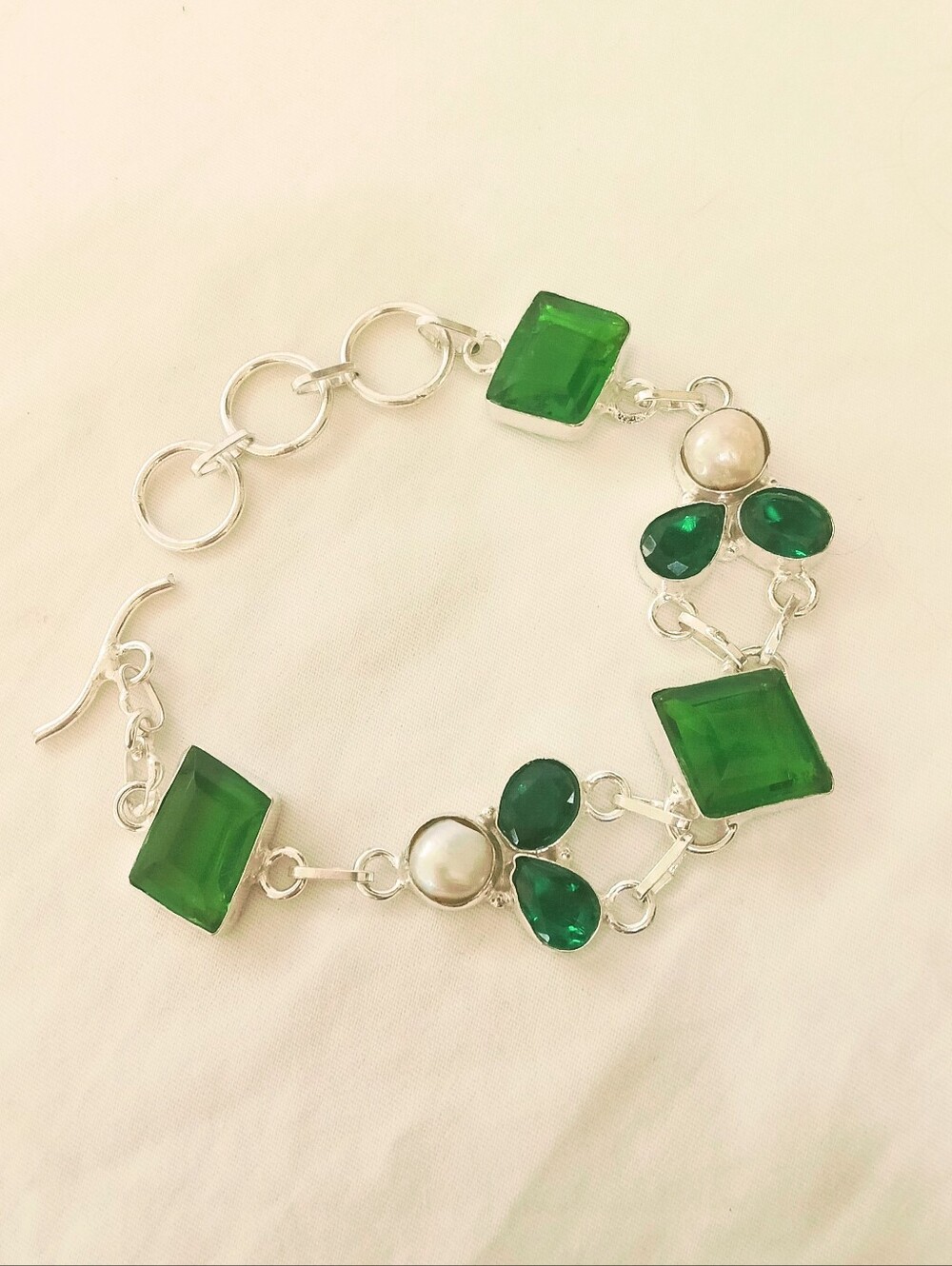 Sterling Siver Peridot Pearl Gemstone Bracelet  18 Gms